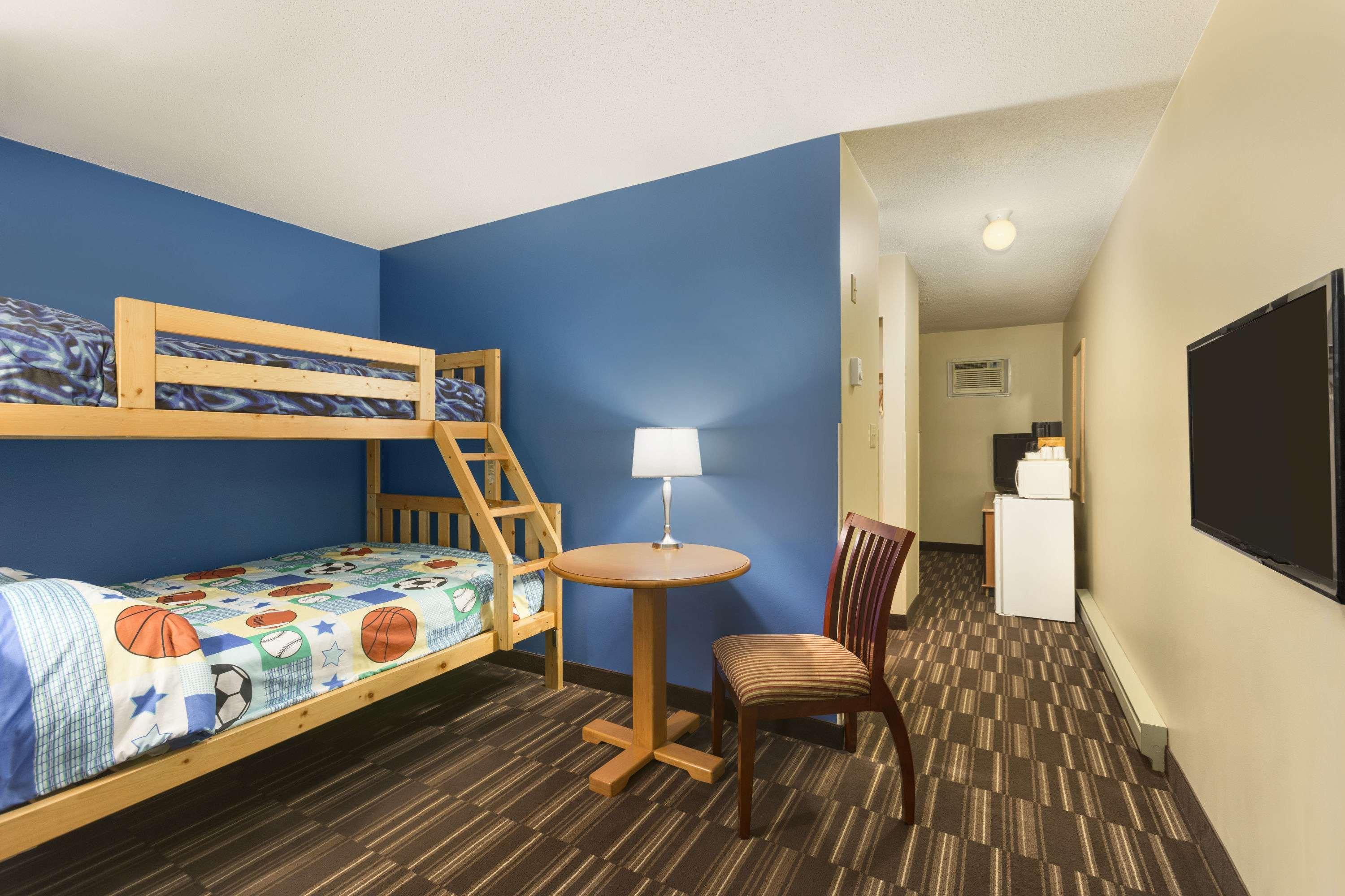 Days Inn By Wyndham Nanaimo Exterior photo